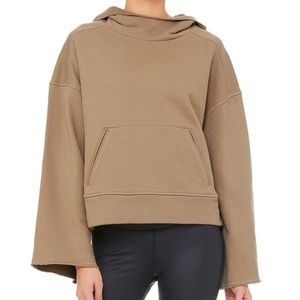 Alo Yoga Low Key Women’s Hoodie in Gravel Brown M